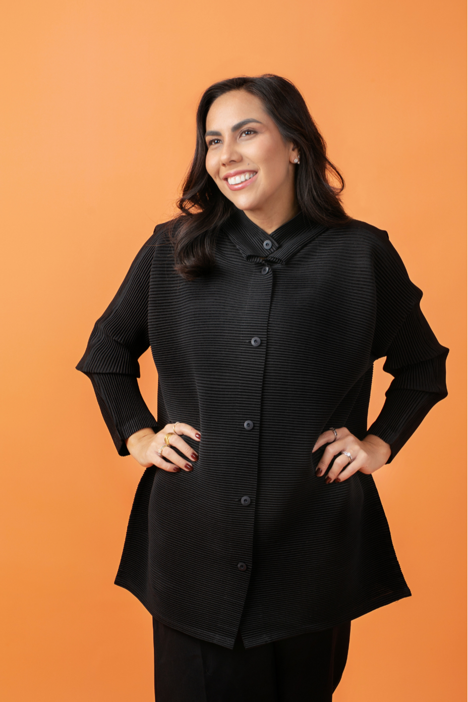 BLUSA LARGA AMARA - NEGRO