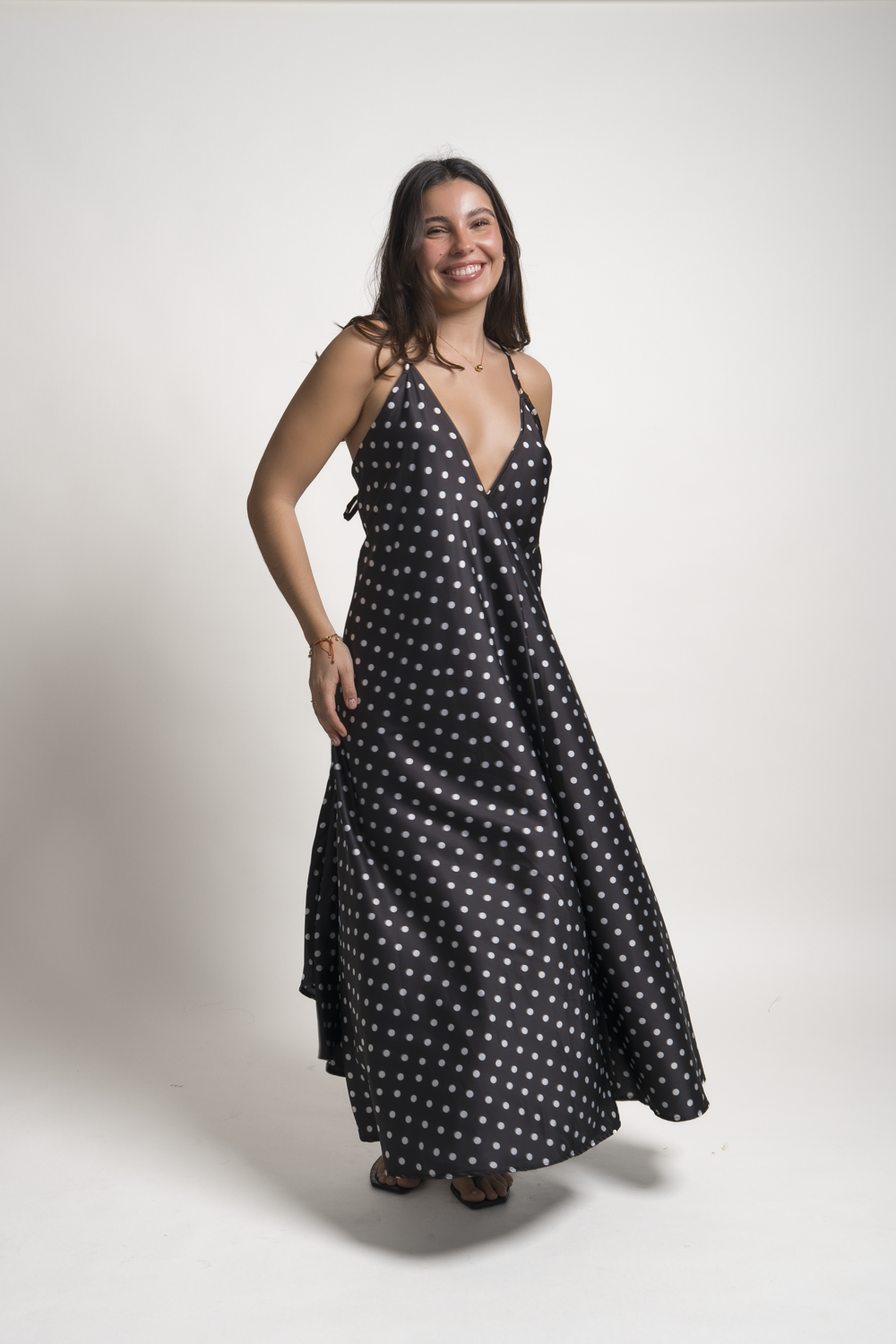VESTIDO JESSICA - POLKA DOTS NEGRO